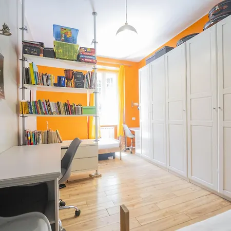 Lägenhet Testaccio Colourful And Charming 2br