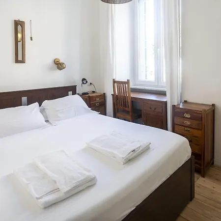 Lägenhet Testaccio Colourful And Charming 2br